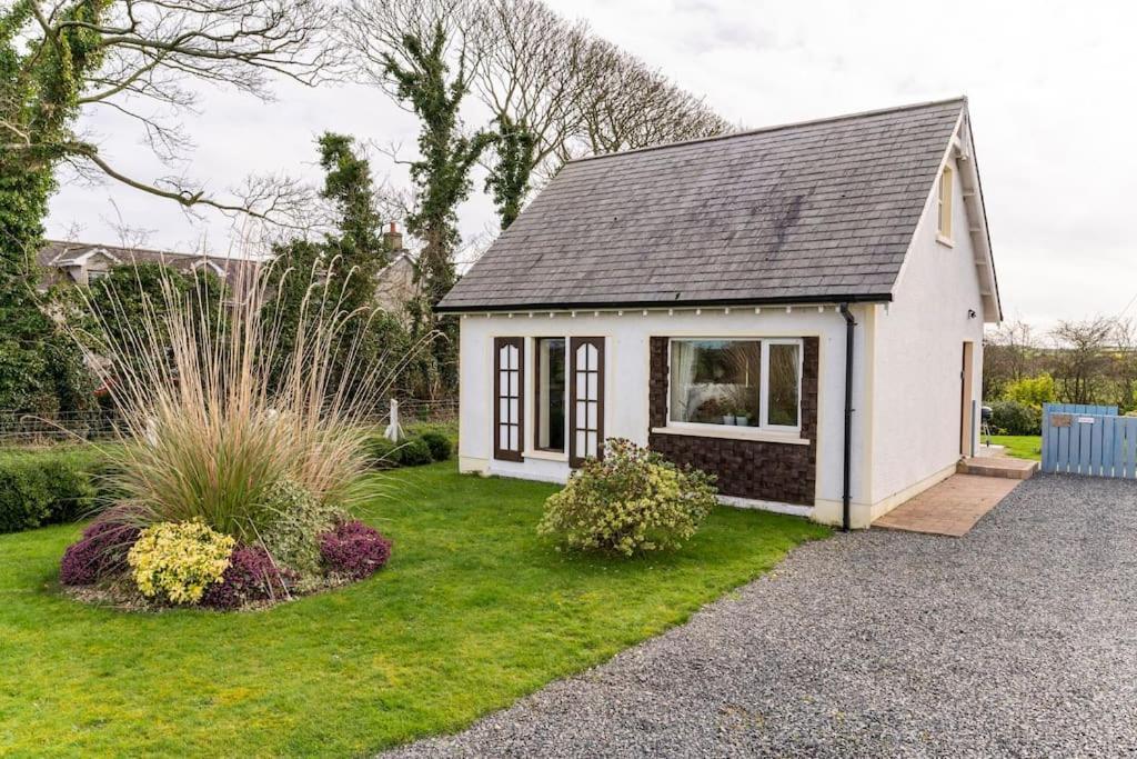 The Gate House Villa Kirkistown Exterior photo