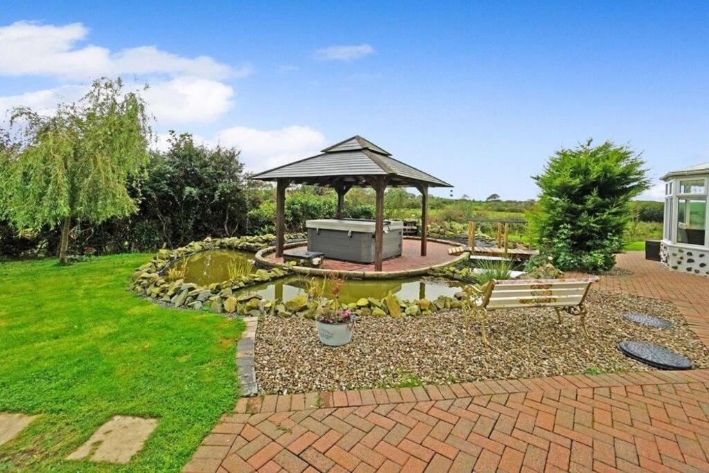 The Gate House Villa Kirkistown Exterior photo
